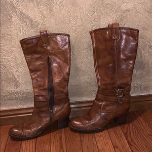 Cute brown high boots